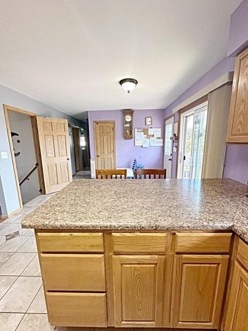 411 Central Rd, La Crosse, WI 54603