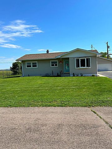 411 Central Rd, La Crosse, WI 54603