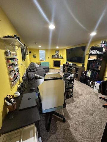 411 Central Rd, La Crosse, WI 54603