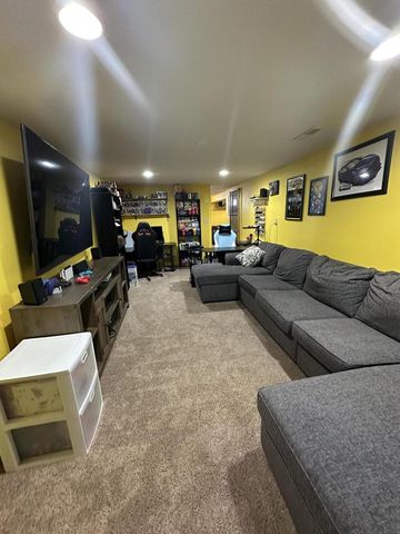 411 Central Rd, La Crosse, WI 54603