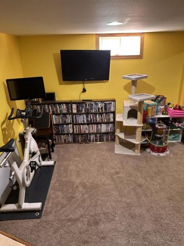 411 Central Rd, La Crosse, WI 54603