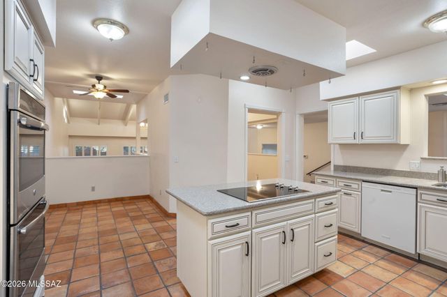 2000 E Campbell Terrace, Tucson, AZ 85718
