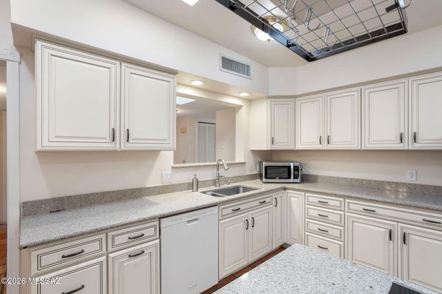 2000 E Campbell Terrace, Tucson, AZ 85718