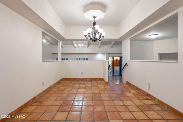 2000 E Campbell Terrace, Tucson, AZ 85718