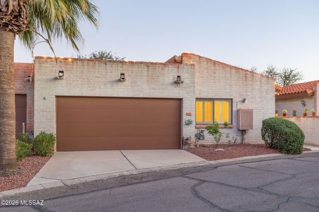 2000 E Campbell Terrace, Tucson, AZ 85718