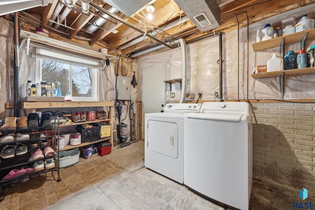 3916 S Sertoma Ave Avenue, Sioux Falls, SD 57106