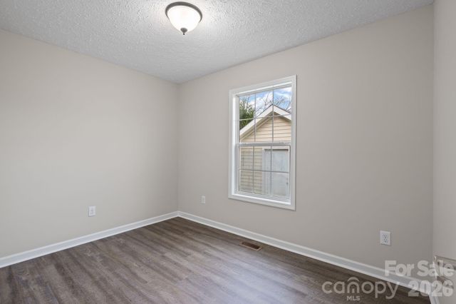 78 W Newberry Drive, Fletcher, NC 28732