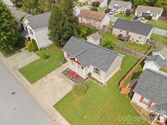78 W Newberry Drive, Fletcher, NC 28732