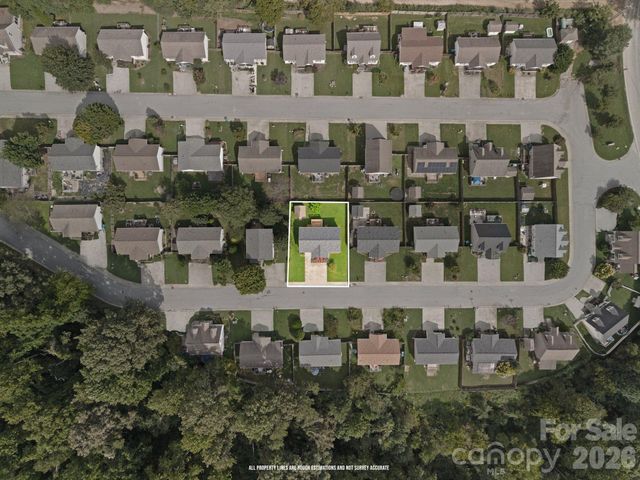78 W Newberry Drive, Fletcher, NC 28732