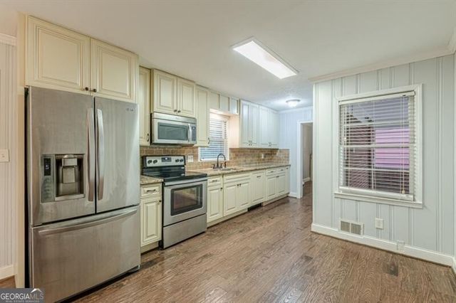 6652 Ridge Road, Hiram, GA 30141