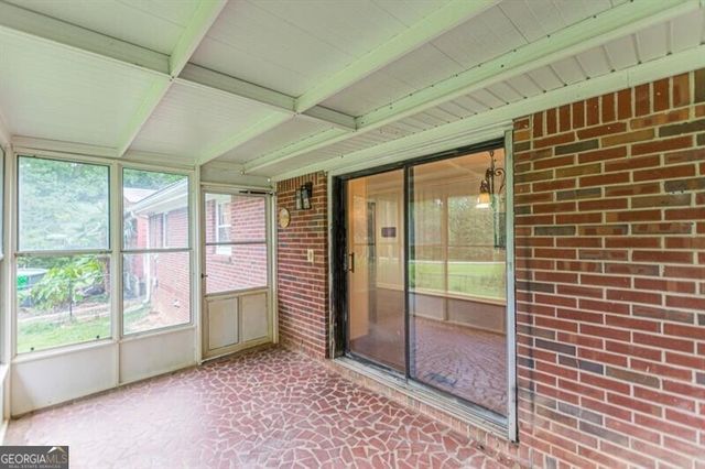 6652 Ridge Road, Hiram, GA 30141