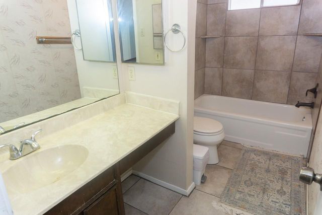 13826 Southline Road, Sugar Land, TX 77498