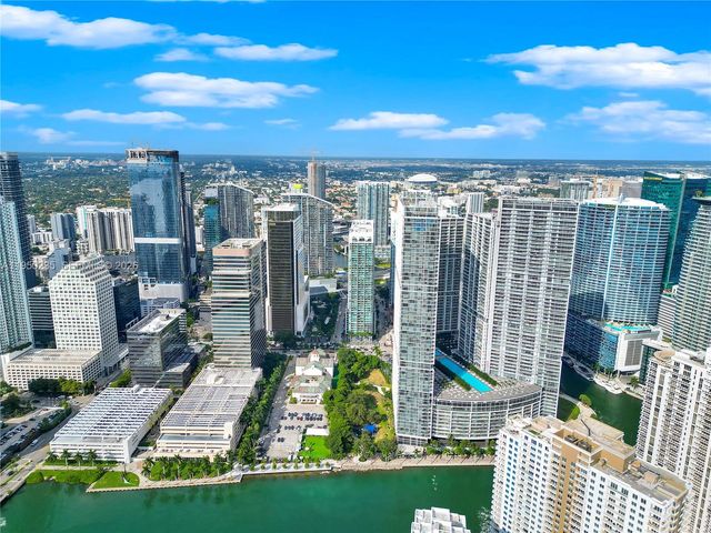 500 Brickell Ave 2203, Miami, FL 33131