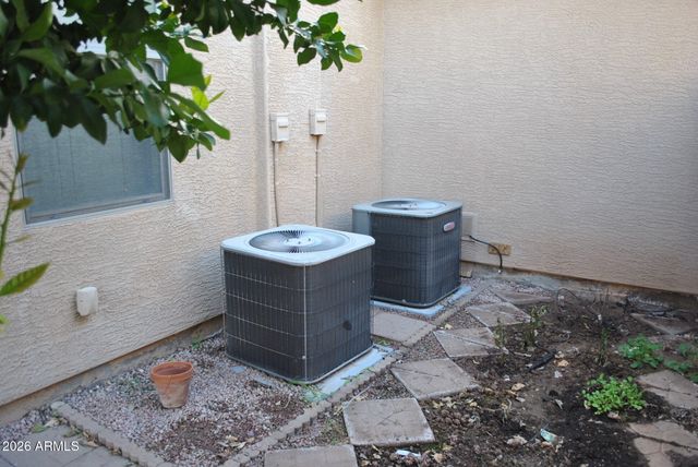 3296 E OAKLAND Street, Gilbert, AZ 85295