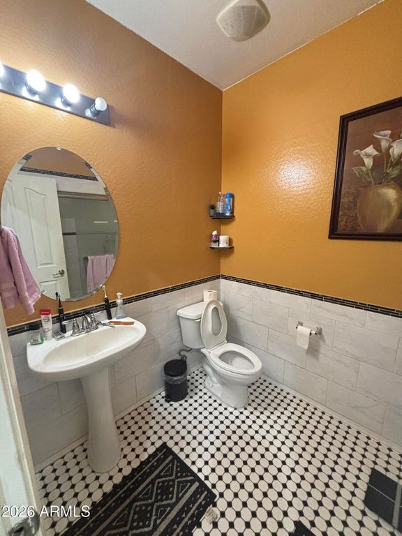 Image 10 of property listing at 3296 E OAKLAND Street, Gilbert, AZ 85295