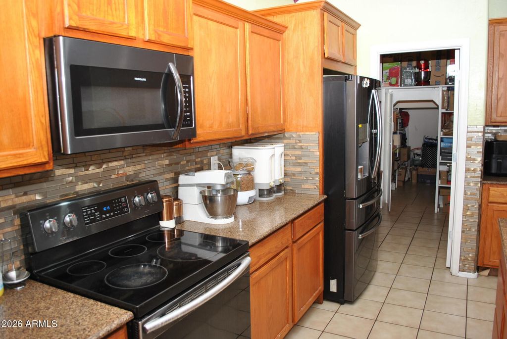 Image 16 of property listing at 3296 E OAKLAND Street, Gilbert, AZ 85295