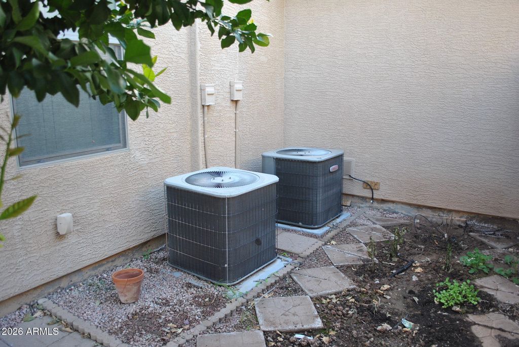 Image 19 of property listing at 3296 E OAKLAND Street, Gilbert, AZ 85295