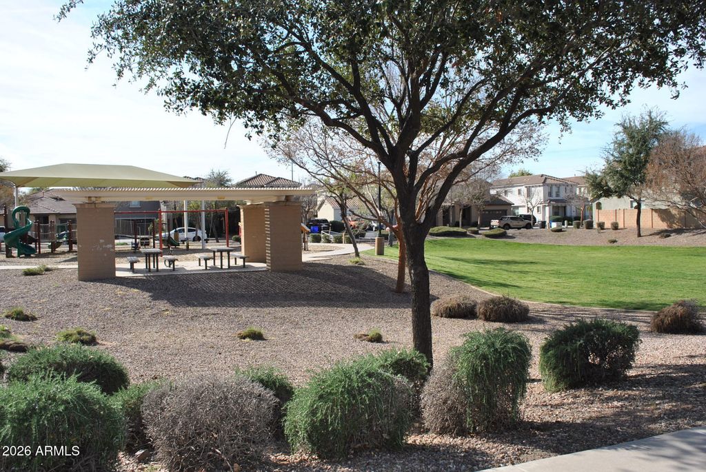 Image 30 of property listing at 3296 E OAKLAND Street, Gilbert, AZ 85295