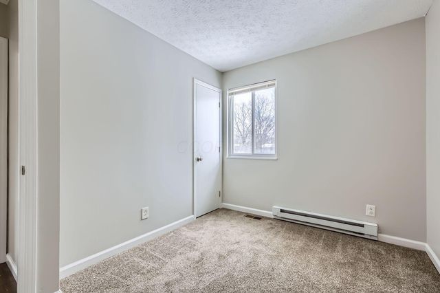 3325 E Deshler Avenue, Columbus, OH 43227