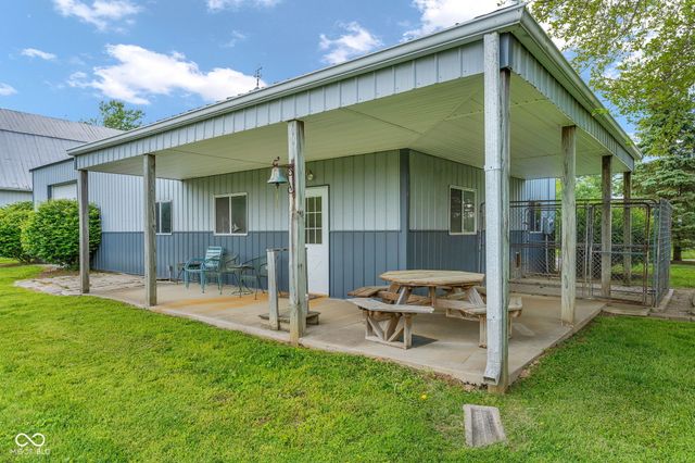 5542 E County Road 50 S, Fillmore, IN 46128
