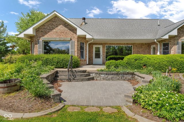 5542 E County Road 50 S, Fillmore, IN 46128