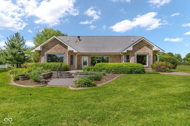 5542 E County Road 50 S, Fillmore, IN 46128