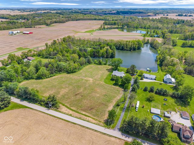 5542 E County Road 50 S, Fillmore, IN 46128