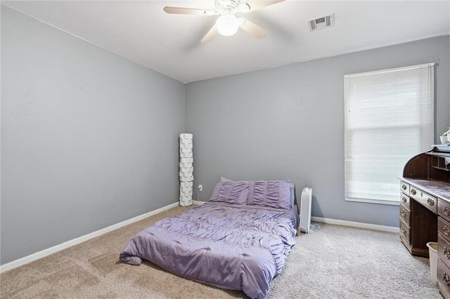 5216 W 158th Place, Overland Park, KS 66224
