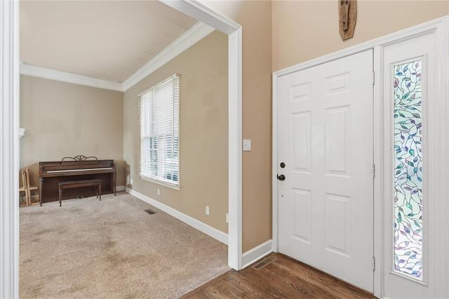 5216 W 158th Place, Overland Park, KS 66224