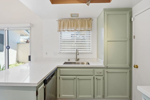 7405 Monogram Dr, Sacramento, CA 95842