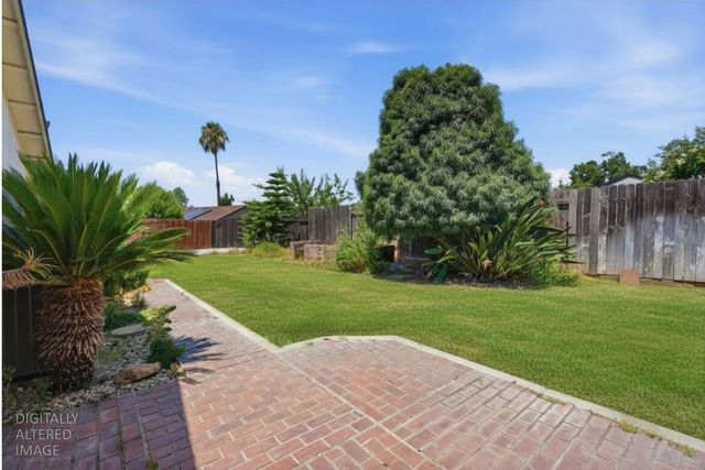 7405 Monogram Dr, Sacramento, CA 95842