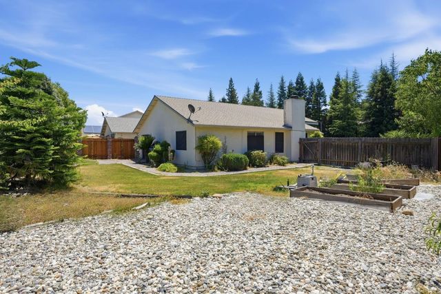 7405 Monogram Dr, Sacramento, CA 95842