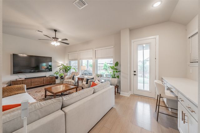7716 Winterbloom Way, Fort Worth, TX 76123