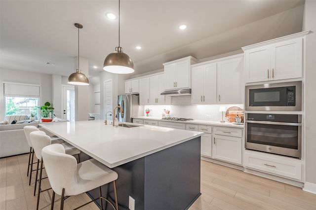 7716 Winterbloom Way, Fort Worth, TX 76123