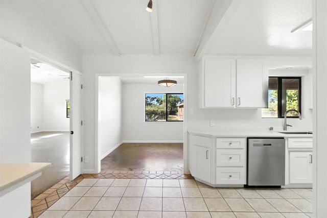 799 Lucas Rd, Lodi, CA 95242