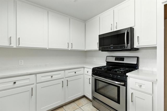 799 Lucas Rd, Lodi, CA 95242