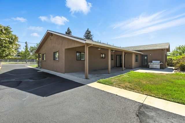 799 Lucas Rd, Lodi, CA 95242
