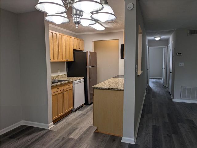 2396 Lawrenceville Highway F, Decatur, GA 30033