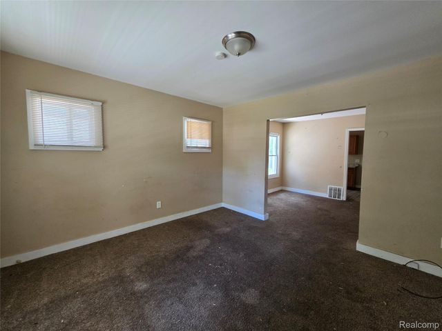 18608 Greeley Street, Detroit, MI 48203
