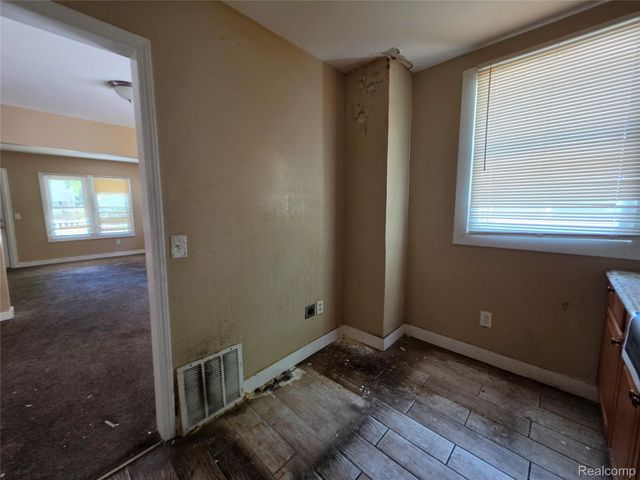 18608 Greeley Street, Detroit, MI 48203