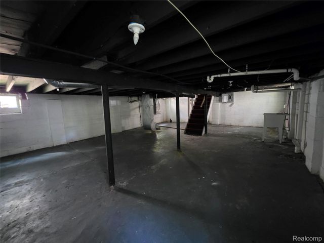 18608 Greeley Street, Detroit, MI 48203