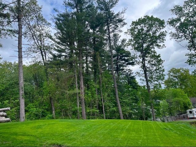 304 Primrose Hill Rd, Dracut, MA 01850