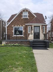 16570 Greenlawn Street, Detroit, MI 48221