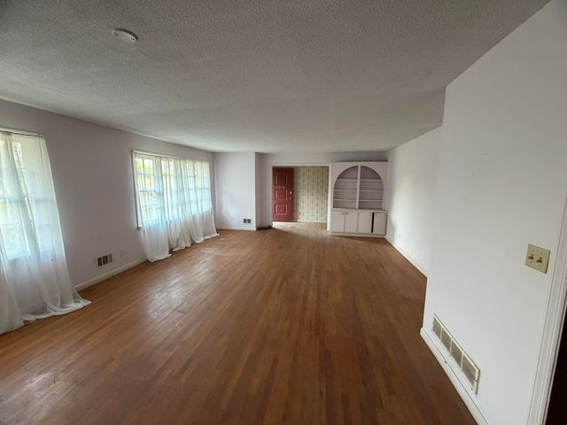 1976 Willow Swamp Road, Norway, SC 29113