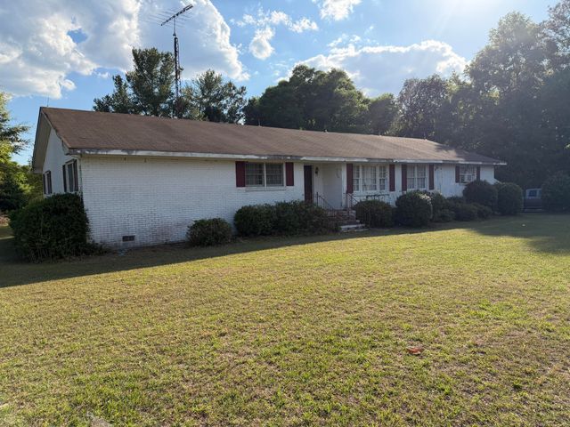 1976 Willow Swamp Road, Norway, SC 29113