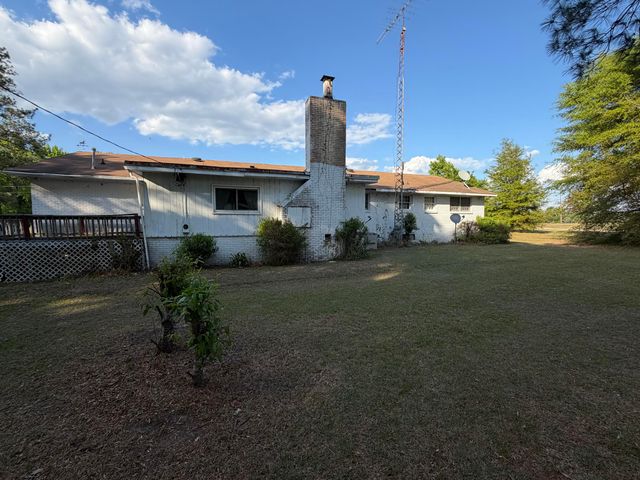 1976 Willow Swamp Road, Norway, SC 29113
