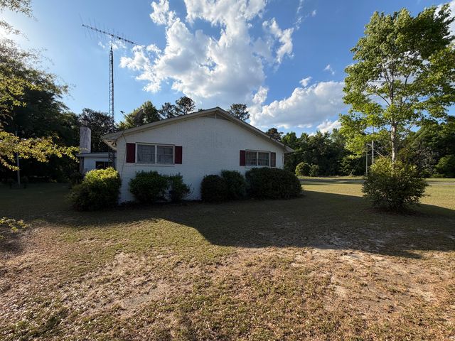 1976 Willow Swamp Road, Norway, SC 29113