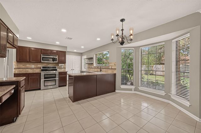 1030 Mabry Mill Road, Houston, TX 77062