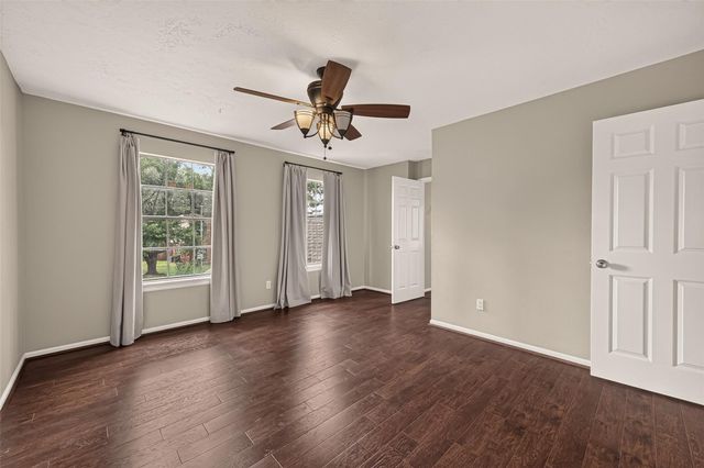 1030 Mabry Mill Road, Houston, TX 77062