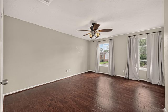 1030 Mabry Mill Road, Houston, TX 77062